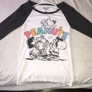A peanuts tee quarter sleeve